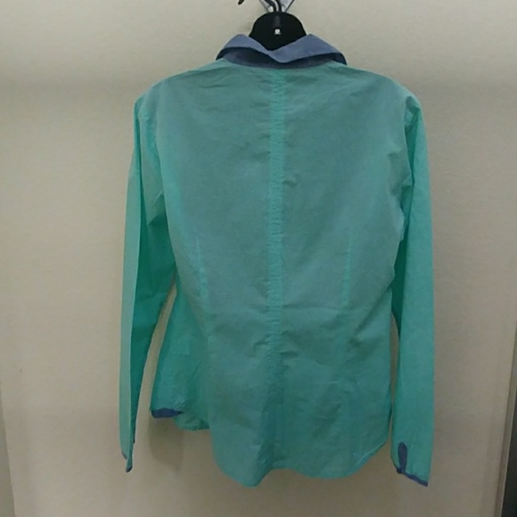 Venus Two Tone Button Down Top - Picture 5 of 8